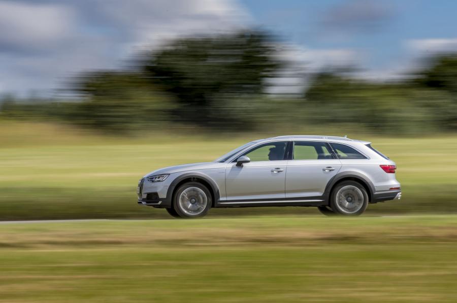  Audi A4 Allroad 3.0 TDI Quattro (B9) 2016 года  (UK) (фото 16 из 33)